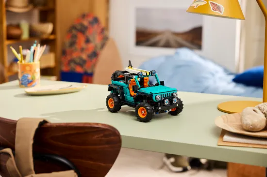 Picture of LEGO Technic 42227 Jeep Wrangler Rubicon SUV