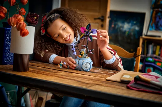 Picture of LEGO Disney 43288 Sally’s Flowerpot