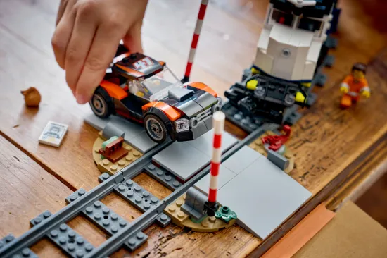 Picture of LEGO City 60508 Police Train Heist