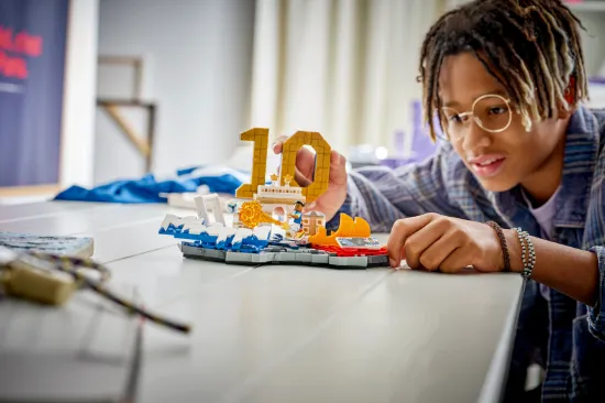 Picture of LEGO Editions 43013 Kylian Mbappé – Soccer Highlights