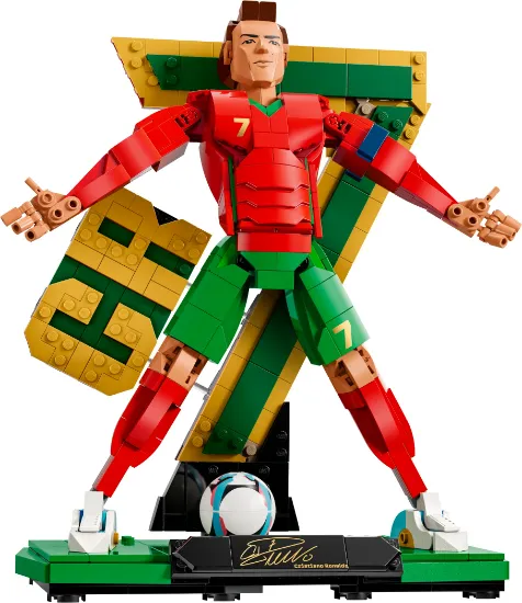 Picture of LEGO Editions 43016 Cristiano Ronaldo – Soccer Legend