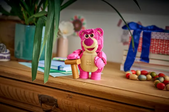 playing LEGO Disney and Pixar 43306 Toy Story Lotso