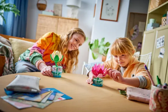 Picture of LEGO Botanicals 11511 Water Lilies