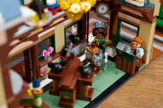 Picture of LEGO Disney 43302 Main Street, U.S.A.
