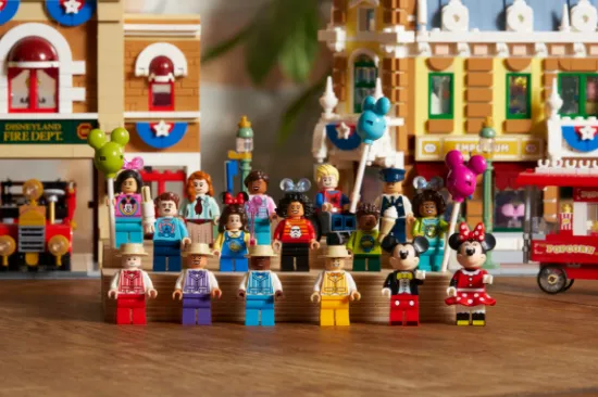 Picture of LEGO Disney 43302 Main Street, U.S.A.