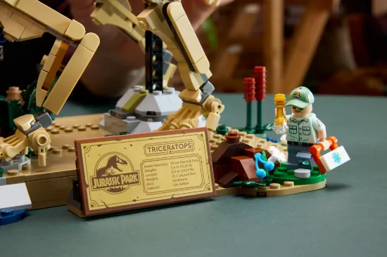 Picture of LEGO Jurassic World 77985 Dinosaur Fossils: Triceratops