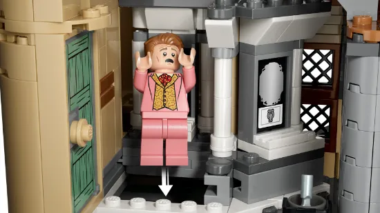 Picture of LEGO Harry Potter 76473 Hogwarts™ Castle: East Wing