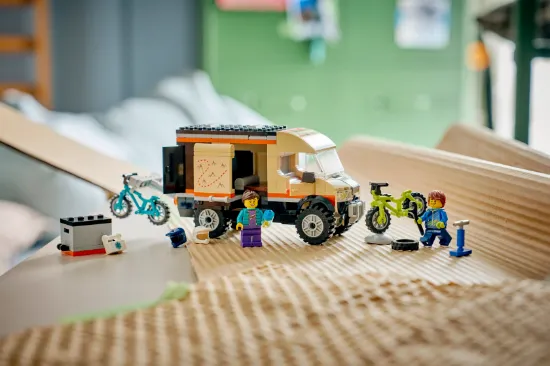 Picture of LEGO City 60512 Mountain Bike Adventure Van