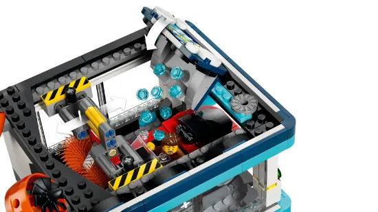 Picture of LEGO City 60497 Drive-Through Car Wash