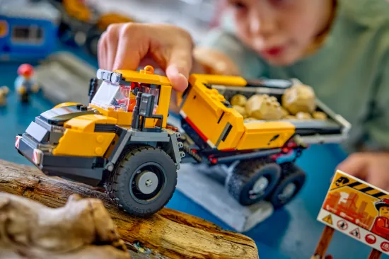 Picture of LEGO City 60494 Dump Truck & Front End Loader