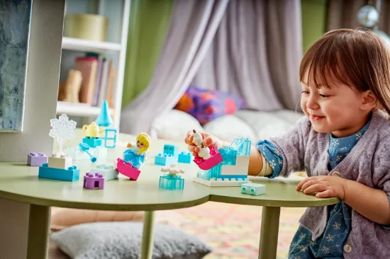 Picture of LEGO DUPLO 10462 Disney Frozen Creative Box with Elsa and Olaf