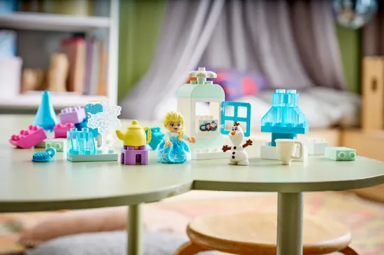 Picture of LEGO DUPLO 10462 Disney Frozen Creative Box with Elsa and Olaf