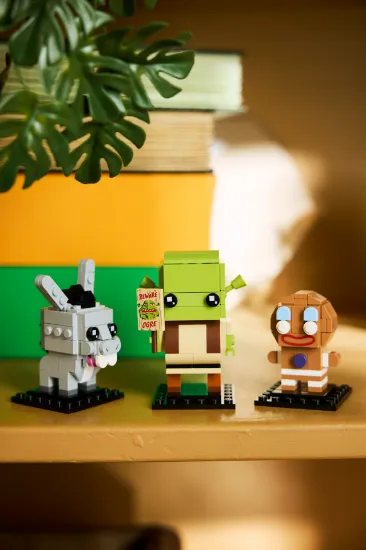 Picture of LEGO BrickHeadz 40923 Shrek, Donkey & Gingy Figures
