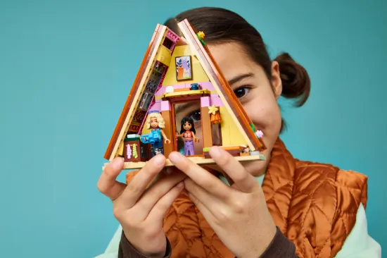 Picture of LEGO Friends 42682 Nature Glamping Cabin