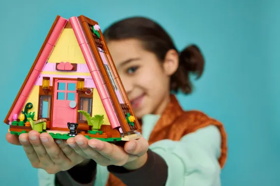 Picture of LEGO Friends 42682 Nature Glamping Cabin