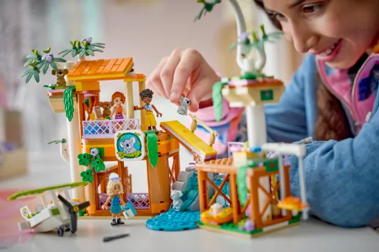 Picture of LEGO Friends 42701 Koala Habitat & Care Center