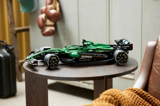 Picture of LEGO Technic 42240 Aston Martin Aramco AMR25 F1® Car
