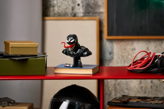 Picture of LEGO Marvel 76356 Venom Bust