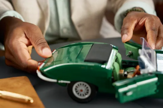 Picture of LEGO Icons 11381 Jaguar E-Type