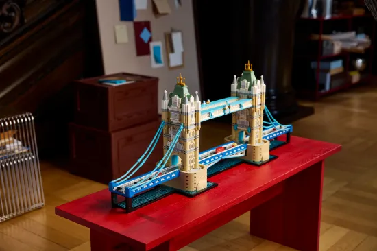 playing LEGO Architecture 21067 Tower Bridge