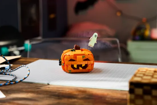 Picture of LEGO 40872 Halloween Pumpkin Lantern