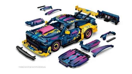 LEGO Technic 42236 Custom Garage Ford Mustang GT Car