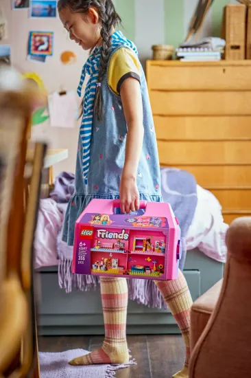Picture of LEGO Friends 42697Creative Dollhouse Suitcase