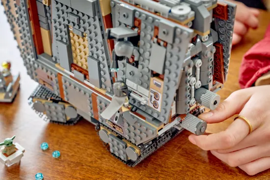 Picture of LEGO Star Wars 75453 Offworld Sandcrawler™ and Mudhorn