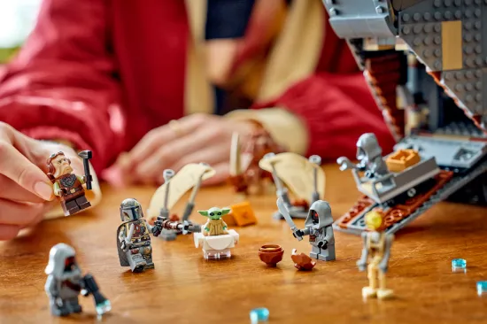 Picture of LEGO Star Wars 75453 Offworld Sandcrawler™ and Mudhorn