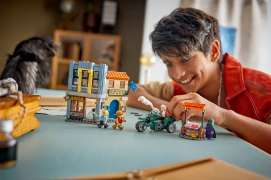 Picture of LEGO ONE PIECE 75642 Showdown with Captain Smoker