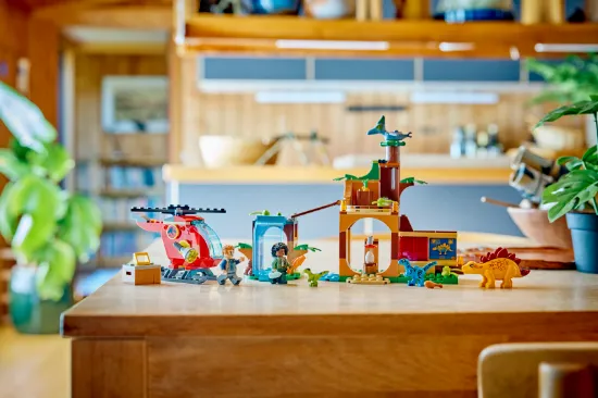 Picture of LEGO Jurassic 77981 Velociraptor, Stegosaurus & Pteranodon Rescue
