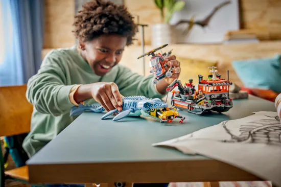 Picture of LEGO Jurassic 77983 World Mosasaurus Dinosaur Boat Attack