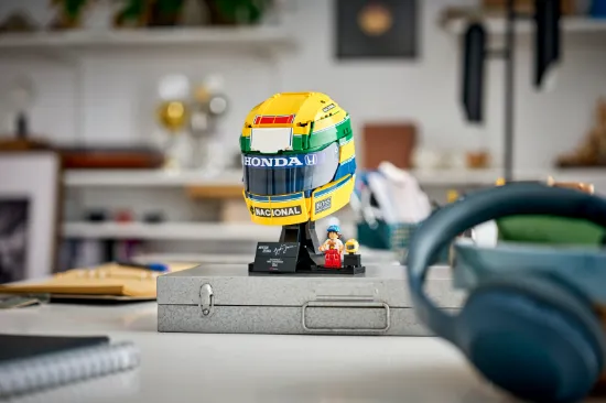 Picture of LEGO Editions 43024 Ayrton Senna Helmet