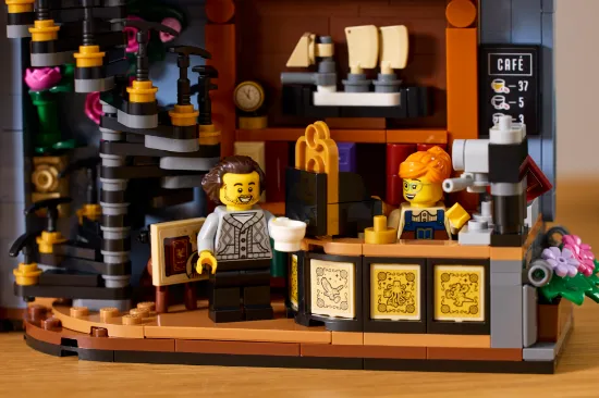 Picture of LEGO Icons 11379 Bookstore: Book Nook
