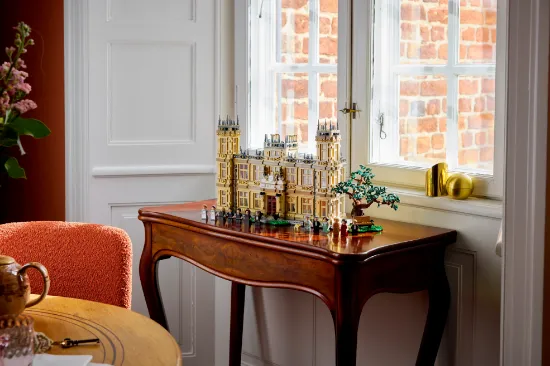 Picture of LEGO IDEAS 21373 Downton Abbey