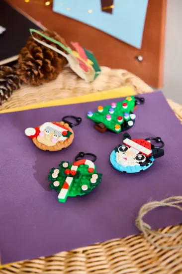 Picture of LEGO 40862 Holiday Ornament Selection 2