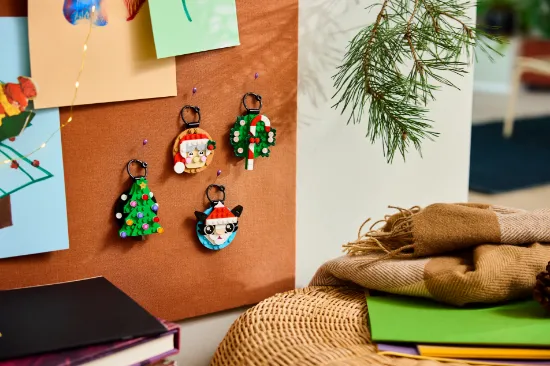 Picture of LEGO 40862 Holiday Ornament Selection 2