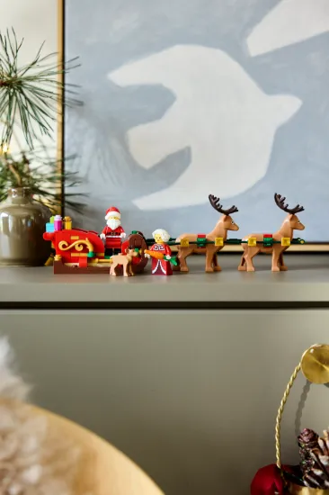 Picture of LEGO 40866 Santa's Holiday Sleigh Adventure