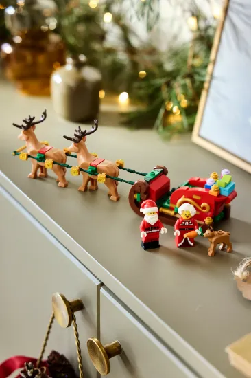 Picture of LEGO 40866 Santa's Holiday Sleigh Adventure