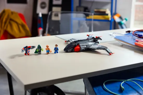 Picture of LEGO Marvel 76347 Avengers: Doomsday Quinjet