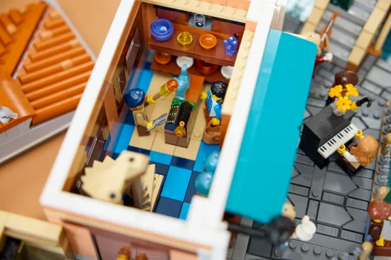 Picture of LEGO Icons 11388 Venetian Neighborhood